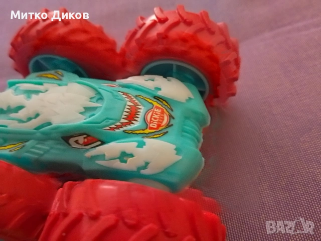 Dickie Toys Monster Flippy, играчка кола с двустранен дизайн., снимка 5 - Коли, камиони, мотори, писти - 54885122