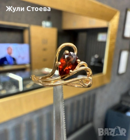 Руски златен комплект със синтетични рубини