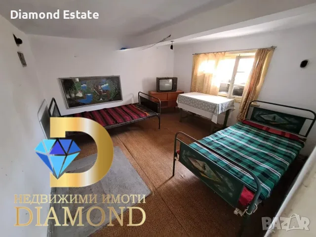 Двуетажна къща в село Орлов дол, общ. Тополовград, снимка 12 - Къщи - 55637363