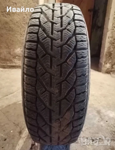 Продавам 1 брой зимна гума 195.65.15 дот 2021 Tarus 