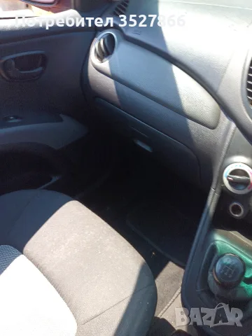 Hyundai i10 десен волан, снимка 11 - Автомобили и джипове - 55343066