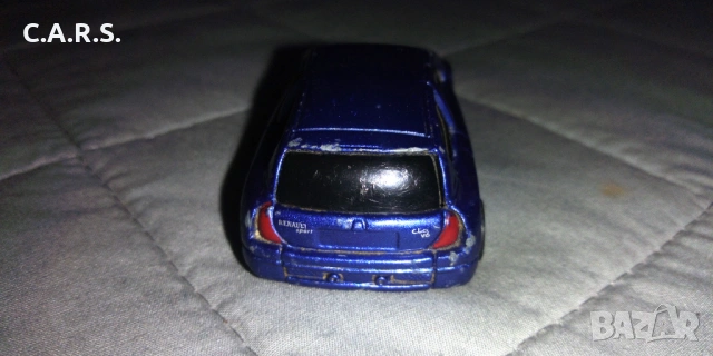 Clio V6 Renault Sport MAISTO Мащаб 1:64, снимка 3 - Колекции - 54379263