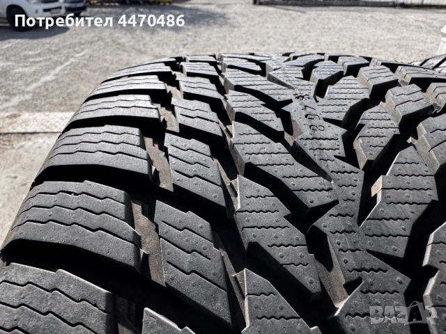 Зимни гуми Nokian 235/35/19, снимка 3 - Гуми и джанти - 54275107