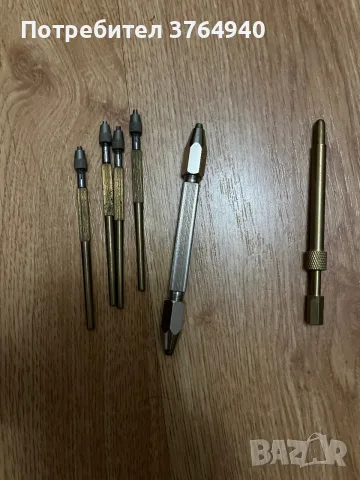 Заглавие: "Стари часовникарски цангови държачи / ръчни патронници – комплект"