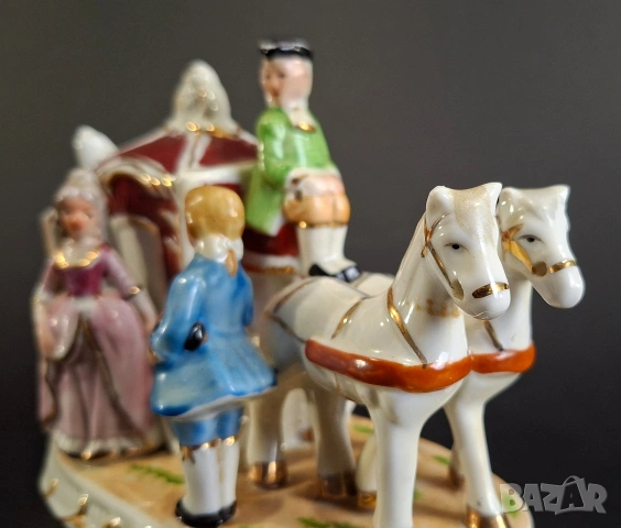 Порцеланова фигурка на каляска с дама и кавалер, снимка 6 - Статуетки - 54292803