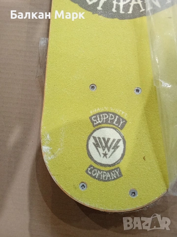 Нов Скейт Тренажор / Дъска за Баланс Shaun White Supply Co. (Дек), снимка 3 - Скейтборд, ховърборд, уейвборд - 55058969