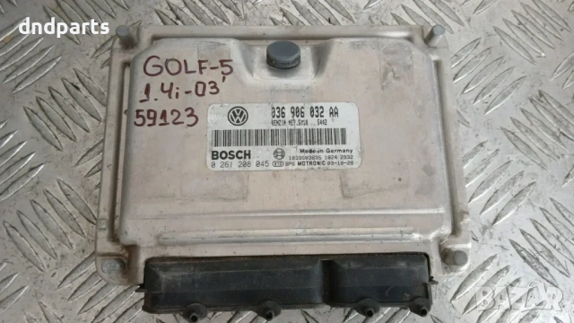 Компютър VW Golf 5 1.4i 2003 036906032AA 0261208045