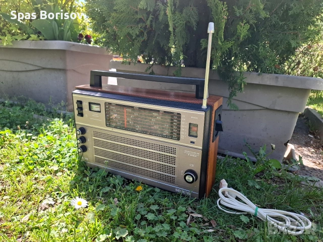 радио селена 215, снимка 4 - Радиокасетофони, транзистори - 54327242