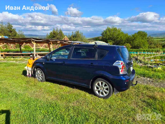 Toyota Corolla Verso 1.8i газ , снимка 2 - Автомобили и джипове - 54611148