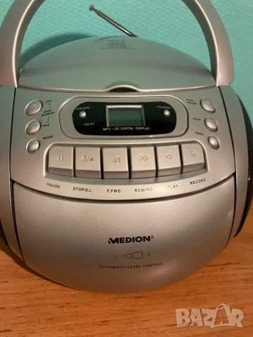 MEDION CD MP3 радио касетофон , снимка 5 - Радиокасетофони, транзистори - 55578081