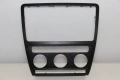 Централна конзола арматурно табло Skoda Octavia II (2004-2008г.) 1Z0858069A / розетка панел, снимка 1