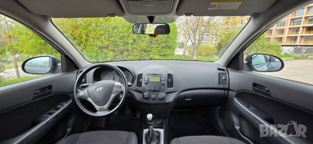 Hyundai i30 1.6 CRDI, 90hp, снимка 9 - Автомобили и джипове - 54255943