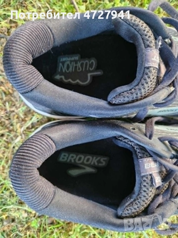 Маратонки Brooks, снимка 6 - Маратонки - 54363780