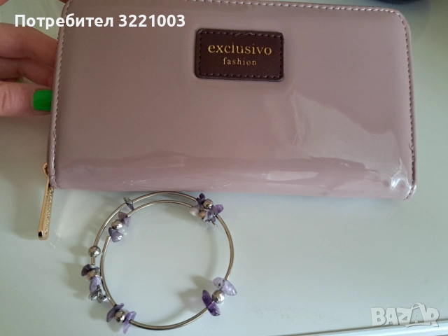 Ново дамско лачено портмоне, снимка 5 - Портфейли, портмонета - 54243909