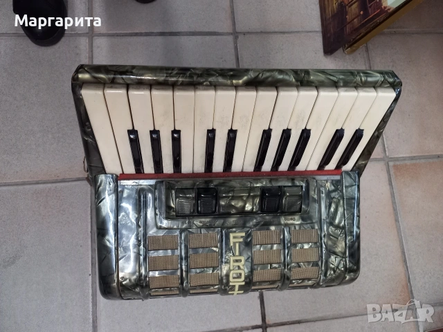 Акордеон , снимка 3 - Акордеони - 54367943