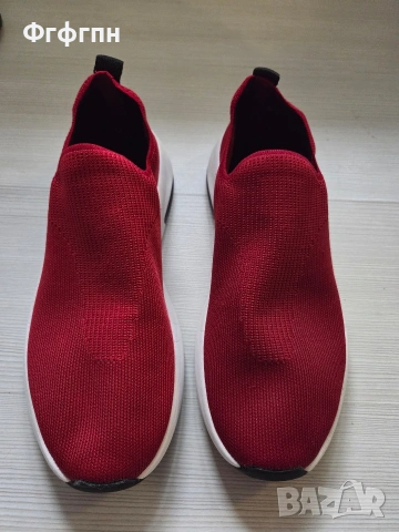 маратонки ZARA