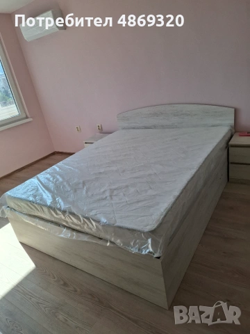 Комплект спалня с нощни шкафчета, снимка 2 - Спални и легла - 55074898