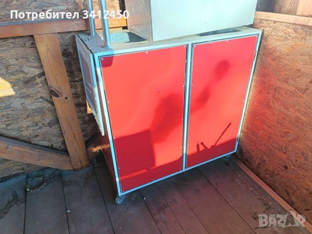 Продавам Количка за царевица на пара и хот-дог