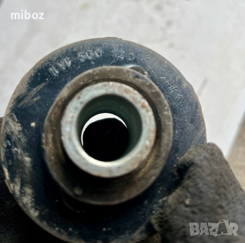 Тампон шаси рама Land Rover Range Rover sport L320, снимка 4 - Части - 54090651