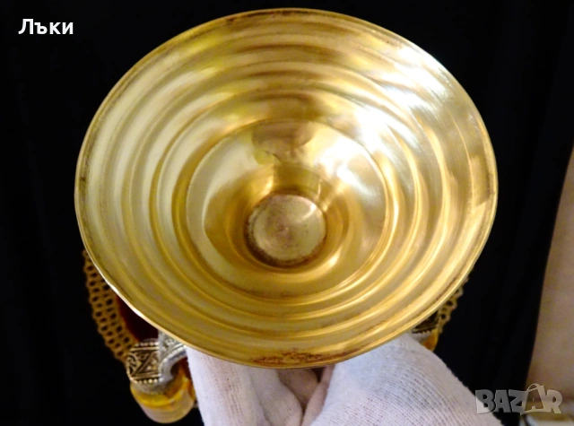 Уникален бронзов свещник,релефни орнаменти. , снимка 12 - Антикварни и старинни предмети - 54071392