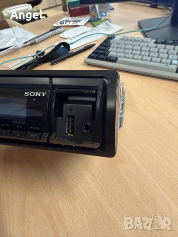 Sony DSX-A42UI Радио плеър за кола, снимка 5 - Аксесоари и консумативи - 55406960