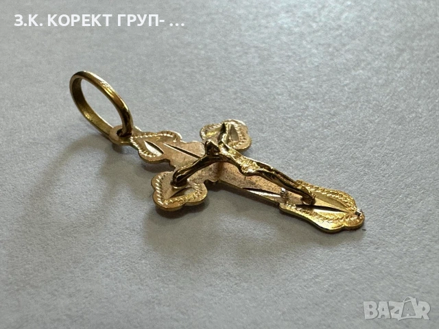 Златна висулка кръст – 14K, 0.81гр, снимка 6 - Колиета, медальони, синджири - 55104230