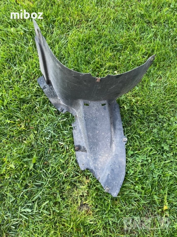 Подкалник преден Фолксваген Пасат VW Passat b6