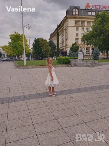 Дамска бяла рокля , снимка 4 - Рокли - 55401647