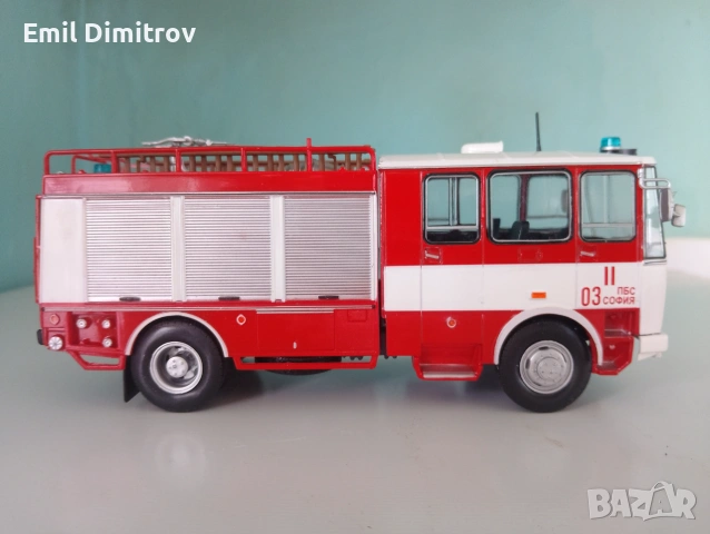 Умален модел на LIAZ Karosa, пожарен автомобил, в мащаб 1:43, снимка 3 - Колекции - 54957128