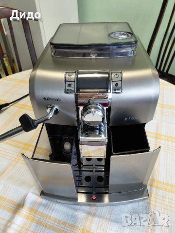 Saeco Syntia Инокс, снимка 4 - Кафемашини - 54344759