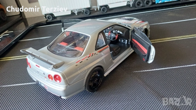 Мащабни модели коли 1:18 Nissan Skyline GTR R34, снимка 8 - Колекции - 54911522