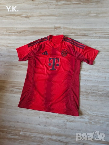 Оригинална мъжка тениска Adidas AeroReady x F.C. Bayern Munchen / Season 24-25 (Home), снимка 2 - Тениски - 55258601