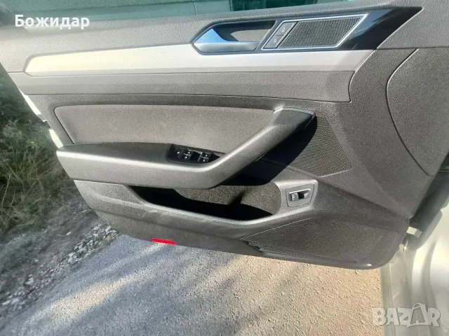 Volkswagen Passat B8 , снимка 7 - Автомобили и джипове - 55571409