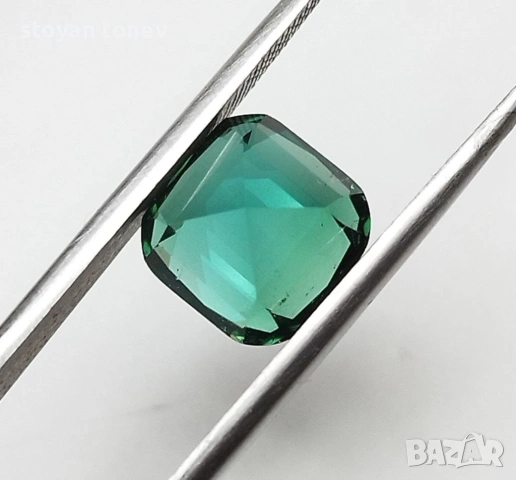 Изключителен 4,35 карата Bi-Color Indicolite Турмалин от Афганистан – Неонов цвят като Paraiba! , снимка 6 - Други - 54898928