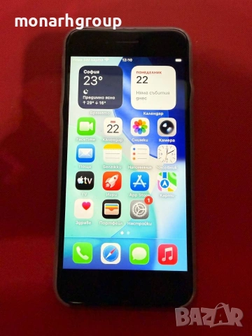 Телефон Iphone SE/64GB/капацитет на батерия 78%/+кейс