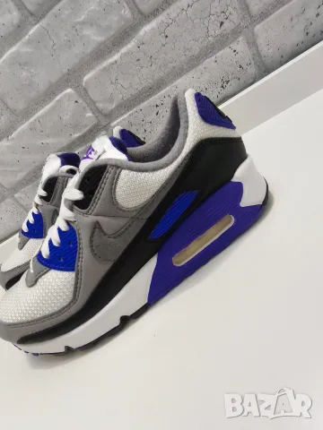 Дамски обувки Nike Air Max 90 Hyper Grape 38.5 Лимитирани, снимка 3 - Маратонки - 55439942