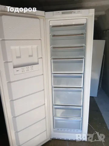 Фризер Bosch GSN32V28, 242 литра, NoFrost, A++ , снимка 2 - Фризери - 55630109