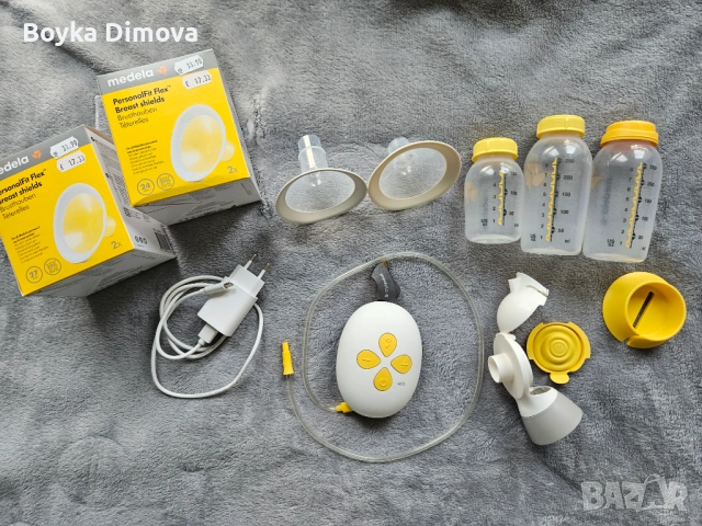 Medela Solo - електрическа помпа за кърма + аксесоари