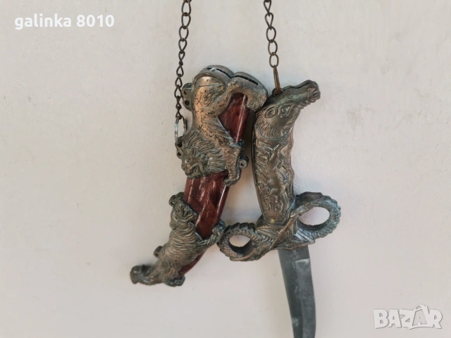 Старо ножче с дракони, снимка 3 - Антикварни и старинни предмети - 54817773