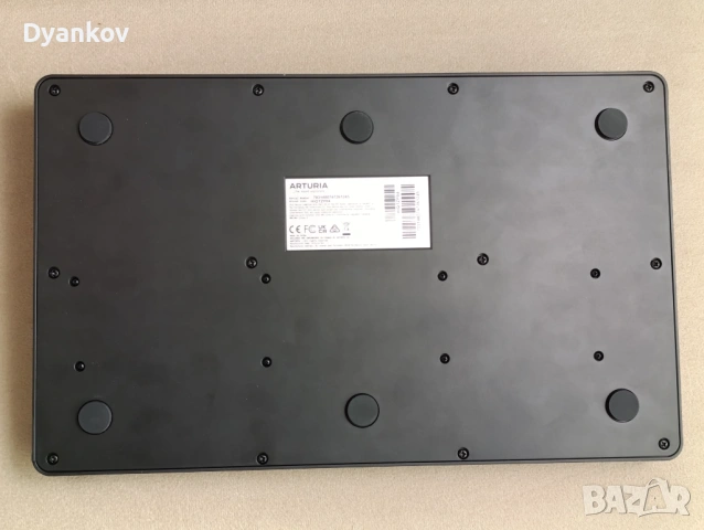Arturia Minilab 3 USB MIDI Controller, снимка 5 - Синтезатори - 54387938