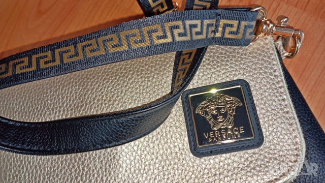 Dior*YSL*Yves Saint Laurent*Carolina Herrera*Gucci *Lalique * Jimmy Choo * Liu Jo * Versace, снимка 13 - Чанти - 53925899