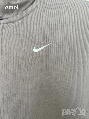 Чисто ново горнище nike pro, снимка 5 - Детски анцузи и суичери - 54531785