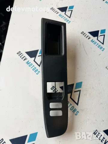 74232-0D670 пластмаса около копчета за ел. стъкла на предна лява врата от Toyota Yaris P13, 1.0i, снимка 2 - Части - 55572913