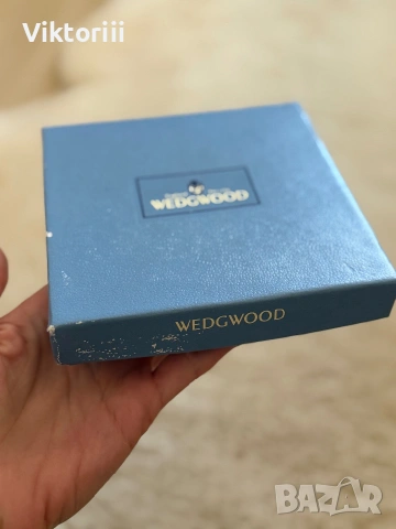 Оригинална Wedgwood Jasperware Liverpool с кутия, снимка 3 - Антикварни и старинни предмети - 55102468