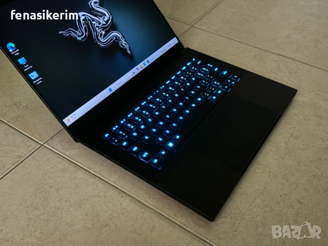 14' 2.5K 240Hz Ryzen 9 8945HS Razer Blade 32GB DDR5/1TB NVMe/Nvidia RTX 4070 8GB/Бат. 6ч, снимка 8 - Лаптопи за игри - 54714961