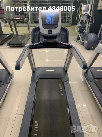 Професионални пътеки за бягане Precor