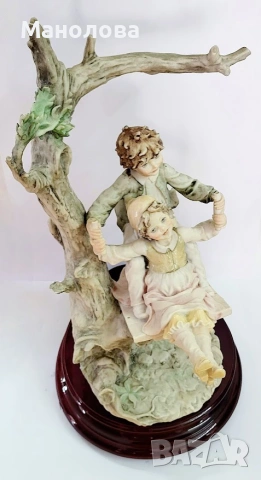 Голяма фигура Capodimonte подписана B. Merli., снимка 13 - Колекции - 55255791