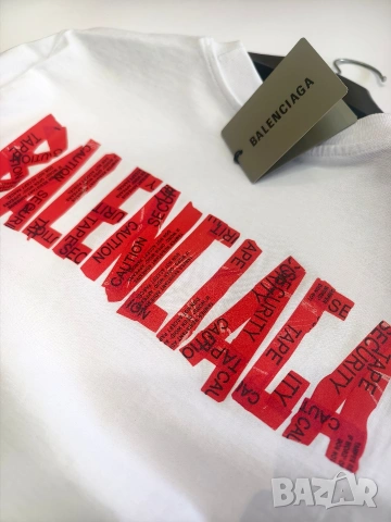 Най-търсеният модел тениски от BALENCIAGA