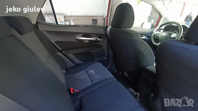 Продава се toyota auris 1.6, снимка 14 - Автомобили и джипове - 54331188