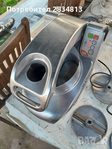 Dito Sama TRS VV зеленчукорезачка, снимка 2 - Обзавеждане на кухня - 54092128